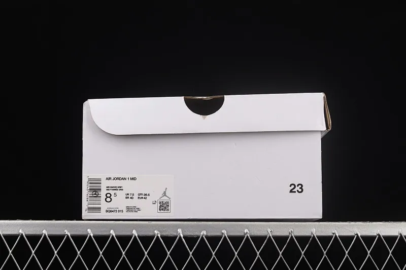 All Categories Air Jordan Jordan Series Basketball Shoes Air Jordan 1 Mid Differentiated Versions Air Jordan 1 Mid AJ1 Joe 1 New Ash Mid-top Cultural Basketball Shoes BQ6472-015